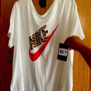 Nike Tee XXlrg